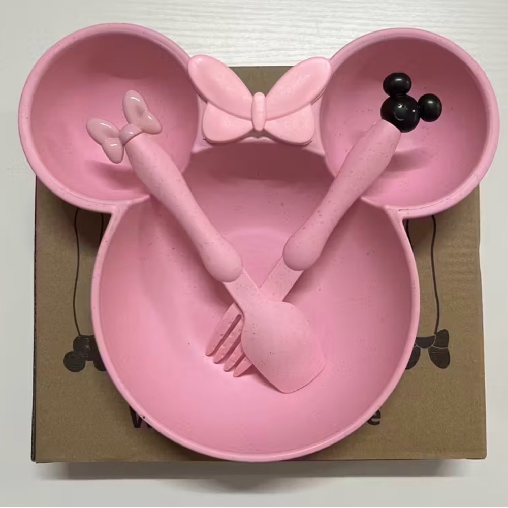 {NEW} Split-Design Wheat Straw Plate with Minnie Mouse Bow & Mickey Ears